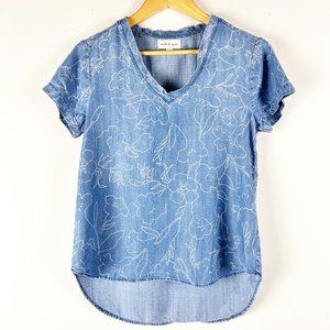 2/$20 cloth & stone Floral Denim Shirt XS